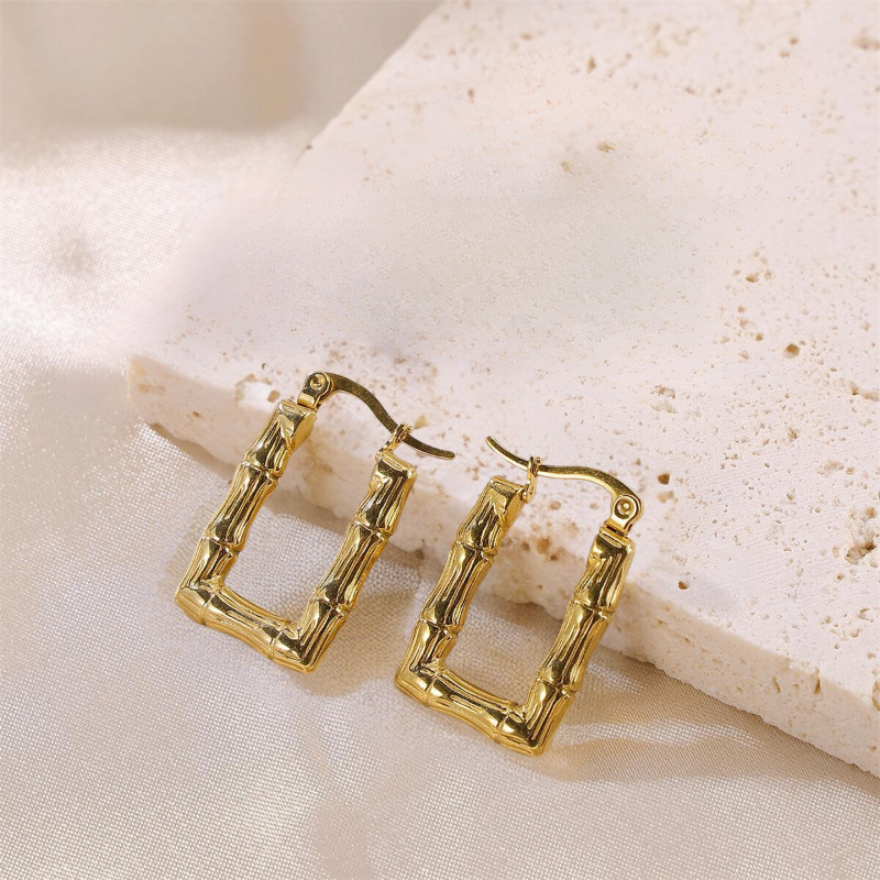 Minimal Golden Earring - Salty Accessories